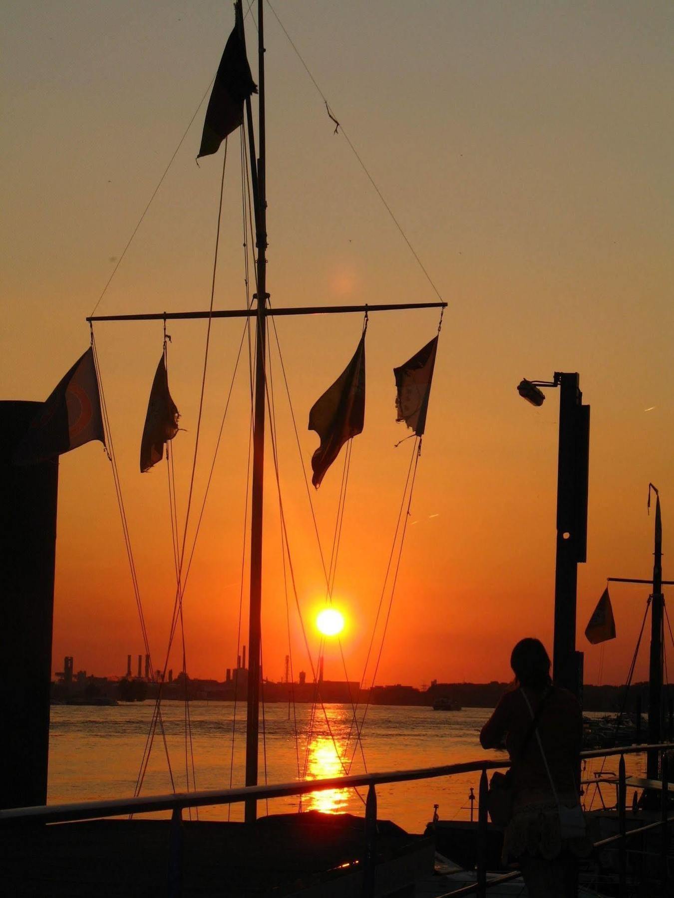 Rhein River - Direct On The Rhine 3* Leverkusen